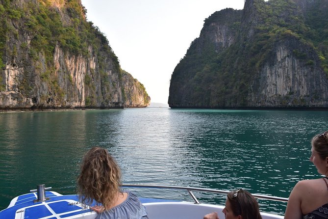 Private Phi Phi Island Speed Boat Tour from Krabi - Morning pickup and the run to Nopparat Thara Pier