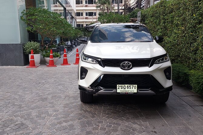 Private Shuttle SUV Bangkok From or To Airport - Don Mueang Airport requires the correct terminal