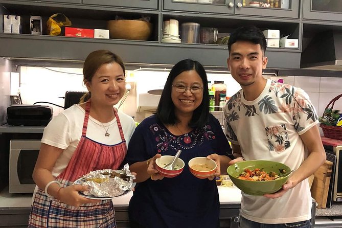 Private Thai Home Cooking Lesson (since 2004) - Shopping for ingredients at Onnuch Freshmart