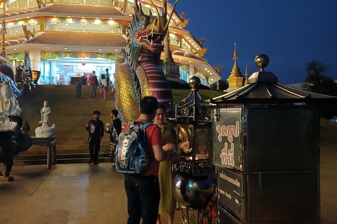 Private Tour Chiang Rai 3 Wonderful Temples & Lalitta Cafe - One quiet hour at Lalitta Cafe