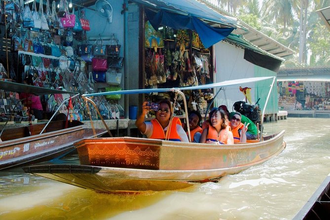 Private Tour from Bangkok: Railway and Floating Markets Tour - How the private format changes the day