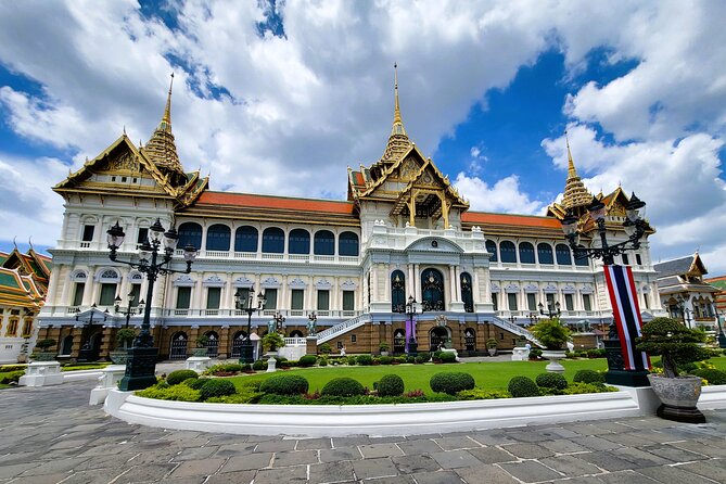 Private Tour to Grand Palace, Pho Temple and Arun Temple - The Grand Palace and Bangkok’s royal story