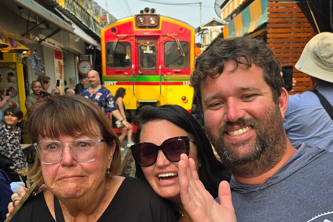 Private Tour to Maeklong Railway Market and Floating Market - Comfort, heat, and practical limits