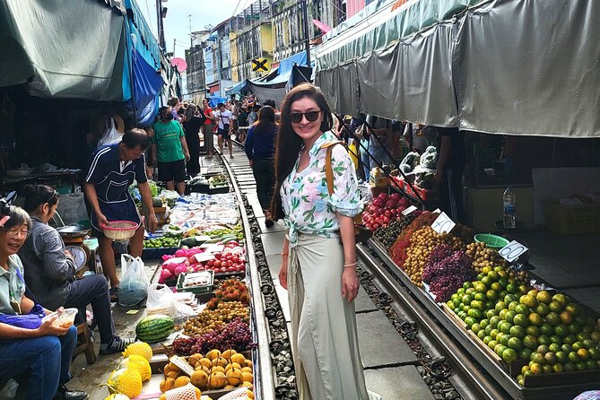 Private Tour to Railway Market, Floating Market And Ayutthaya - Wat Mahathat and Ayutthaya’s famous Buddha image