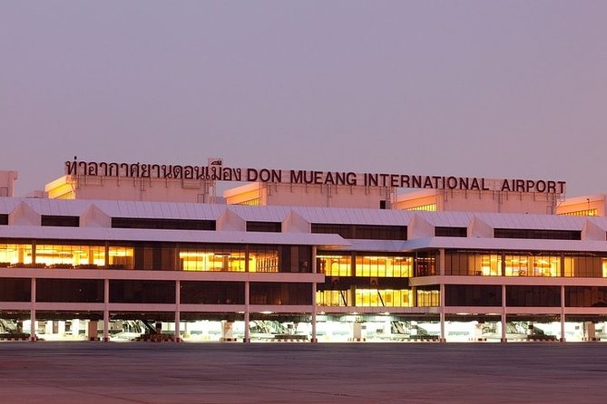 Private Transfer from DMK Airport to Bangkok Hotels - The ride into Bangkok takes patience