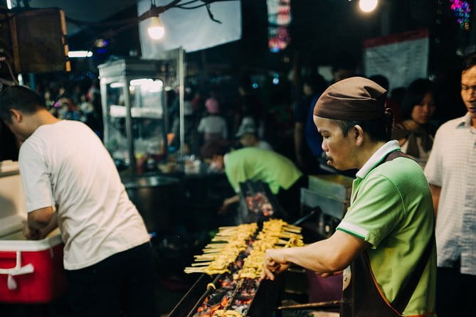 Private Tuktuk Authentic Food Tour (Chinatown-Flower Market) - The Giant Swing closes the sightseeing circuit