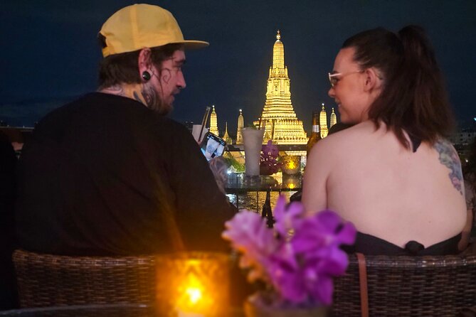 Private Tuktuk Night life in Bangkok (Night Time) - The main meal on Banthat Thong Road