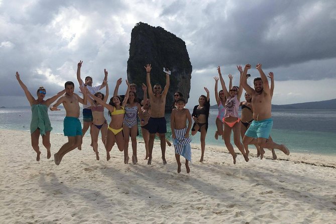 Railay and 4-Island Sunset Speedboat Cruise with Night Snorkel - Phra Nang Cave Beach, Railay’s dramatic opening stop