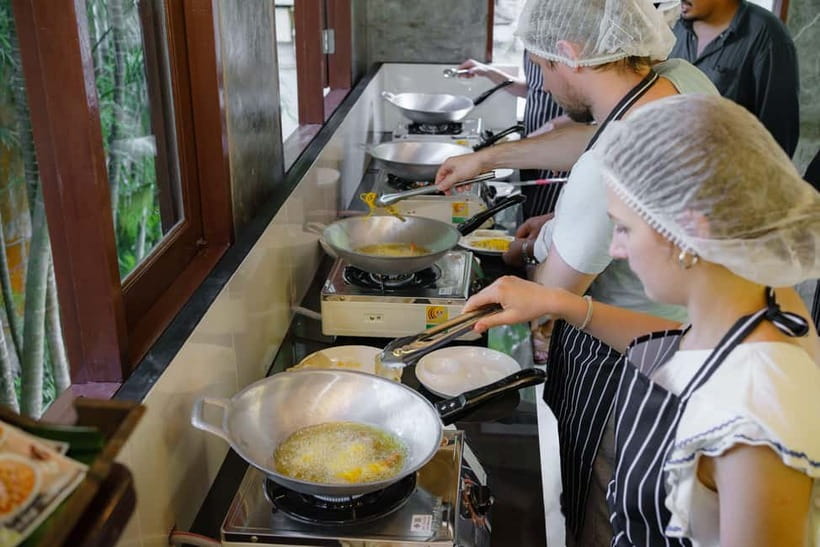 Railay: Hands-On Thai Cooking Class at Railay Beach - From ingredients to finished Thai dishes