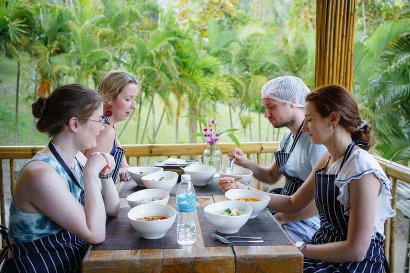 Railay: Hands-On Thai Cooking Class at Railay Beach - Helpful booking and preparation advice