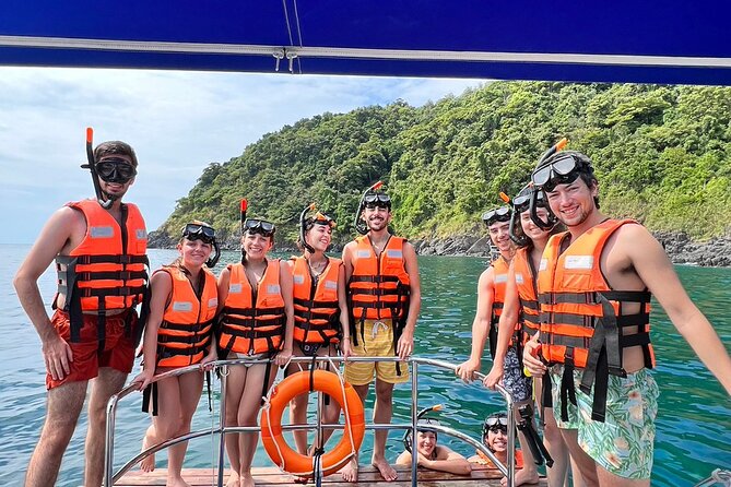 Raya Island / Mai Ton Island Private Boat Tour - Ko Rang Yai: fruit, cold drinks, and a slower finish