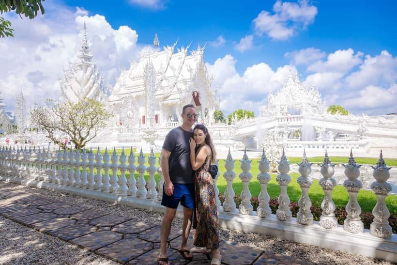 Red, Blue, White Temples & Hot Spring Trip from Chiang Mai - Key points to know before booking