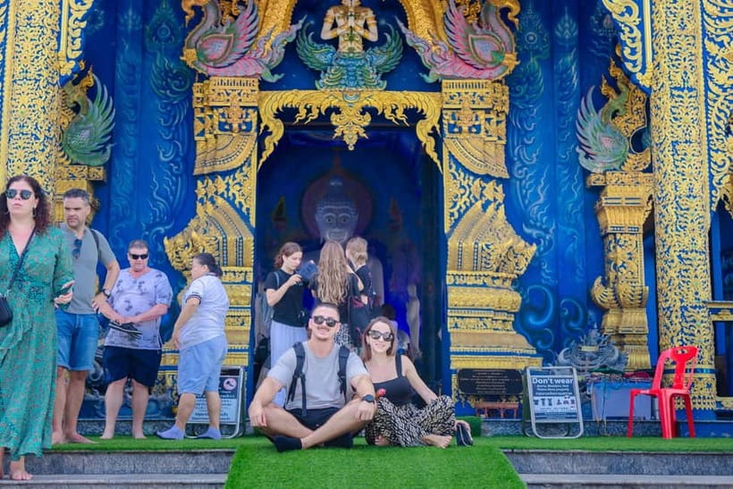 Red, Blue, White Temples & Hot Spring Trip from Chiang Mai - Mae Kachan Hot Spring: a gentle first stop