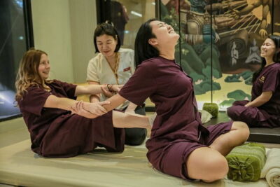 Rest And Relax Massage – Traditional Thai Massage In Bangkok / Sukhumvit