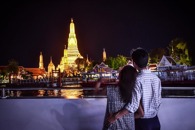 River Star Princess Dinner Cruise: Bangkok Chao Phraya River - Buffet dinner: plenty of food, mixed expectations