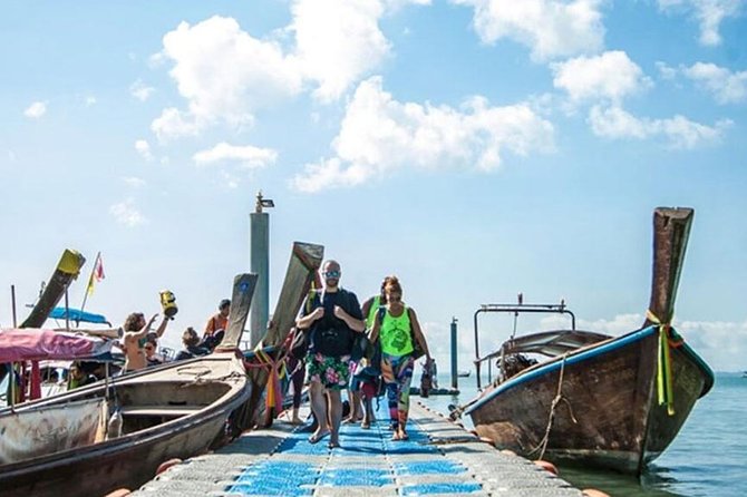Rock Climbing at Railay Beach Krabi - Why Railay is such a good place to climb