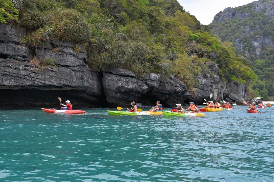 Samui: Angthong Marine Park Boat Tour w/ Transfer and Meals - Mae Koh and the Emerald Lagoon climb