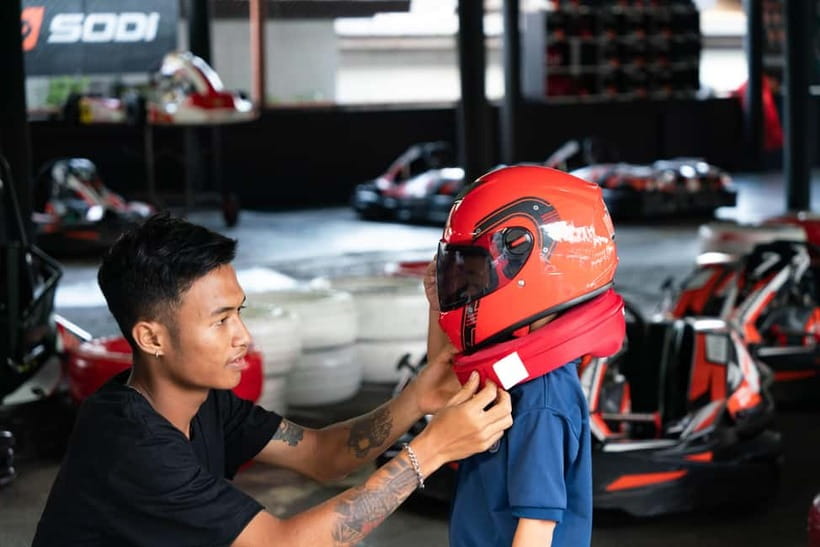 Samui Go-Karting Experience – Sodikart RT10 Outdoor Race - Racing with children and mixed-age groups