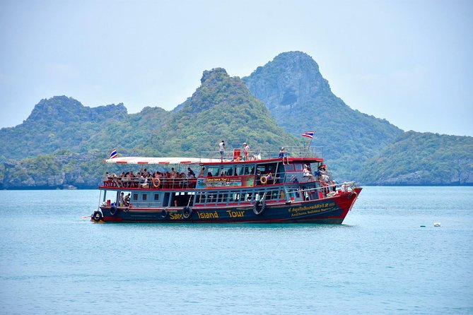 Samui Island Tour to Angthong Marine Park by Big Boat with Kayaking - Kayaking beneath Angthong’s limestone cliffs