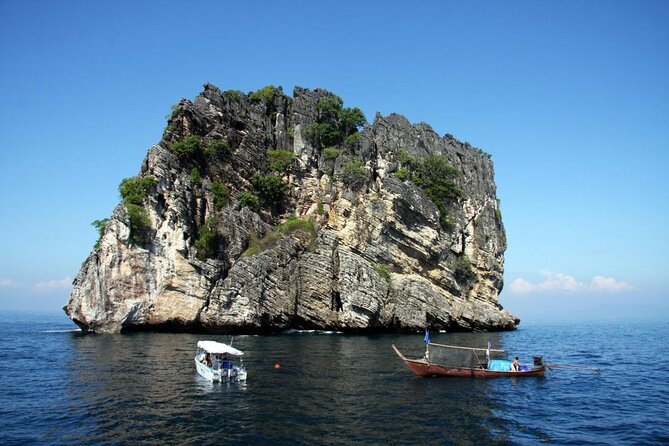 Scuba Dive in Koh Lanta, Thailand - Ko Bida Nok and the chance of larger animals