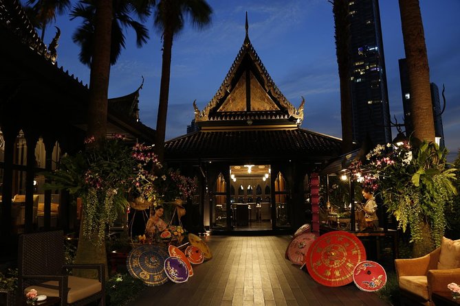 Shangri-La Hotel's Salathip Thai Restaurant Experience - Who should book this Bangkok dinner?