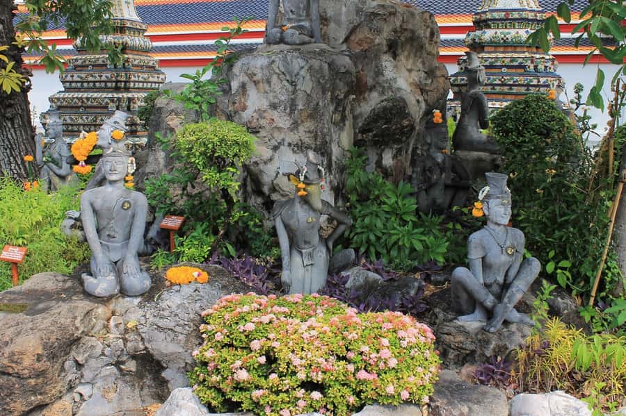 Shared Tour: Wat Pho, Wat Traimit and Wat Benchamabophit - What to wear and bring