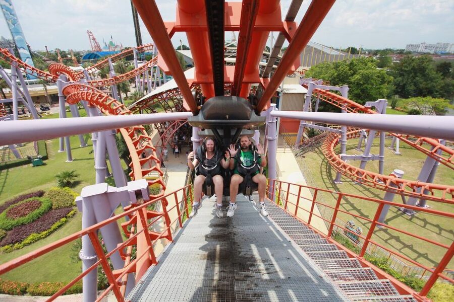 Siam Amazing Park: Water Park Ticket and Buffet Lunch - When to visit and how to pace the day