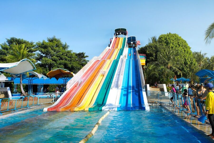 Siam Amazing Park: Water Park Ticket and Buffet Lunch - Is $24 good value?