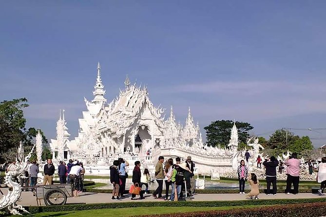 Sightseeing Join Tour Chiang Rai / PICK UP ONLY IN CHIANG RAI - What this Chiang Rai day tour is really designed to do
