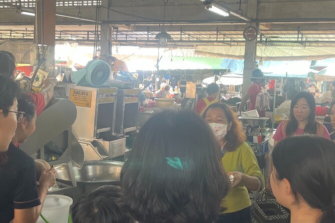 Silom Thai Cooking School with Fresh Market Tour - Eating Five Courses You Cook Yourself
