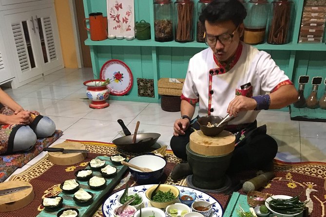 Silom Thai Cooking School with Fresh Market Tour - Price, Class Size, and What You Receive