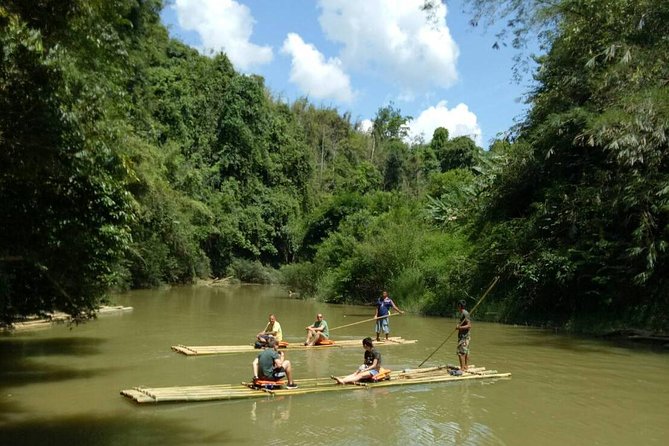 Small-Group Full-Day Khao Sok Nature Tour From Khao Lak - A quick stop at a Thai market