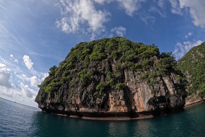 Small Group Phi Phi Islands Sunrise Tour with Seaview Lunch - Phi Phi Don and the seaview lunch