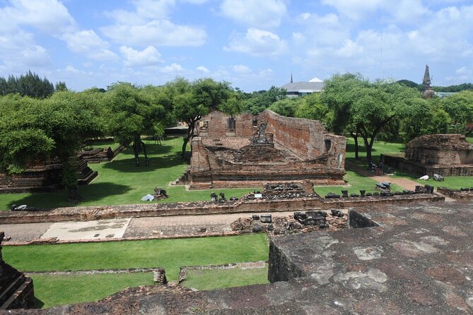 Small Group Tour to Ayutthaya Temples from Bangkok with Lunch - Wat Lokayasutharam and the reclining Buddha
