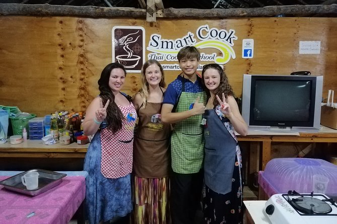 Smart Cook Thai Cookery School in Aonang, Krabi - Friendly instructors and clear English guidance