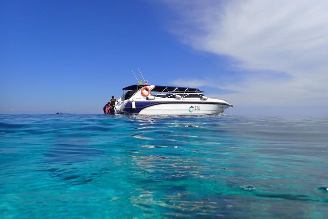 Snorkel Adventure Sea Tour to Koh Rok and Koh Haa from Koh Lanta - Koh Haa lagoon: the first snorkel stop