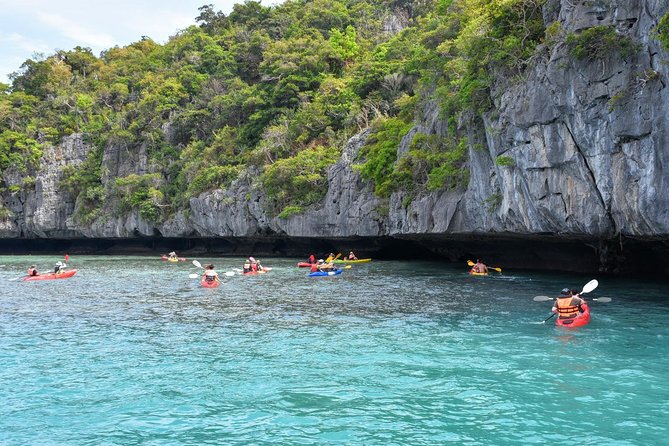 Snorkel and Kayak Trip to Angthong Marine Park by Speed Boat from Koh Phangan - Beach time on Ko Mae Ko
