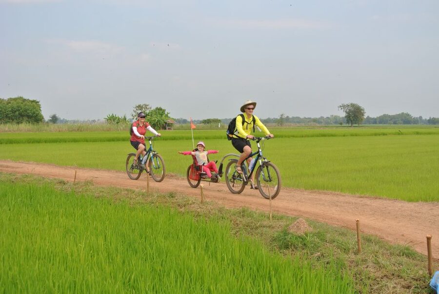 Sukhothai: Historical Park & Countryside Cycling Tour - Temples, Buddhism, and the southern area