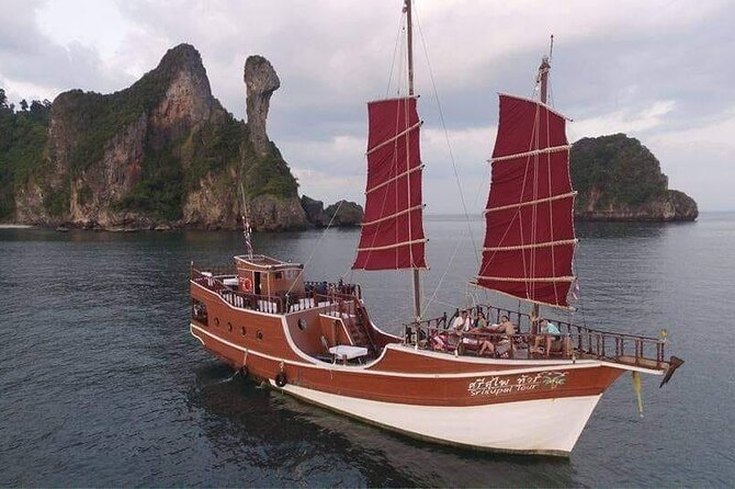 Sunset Dinner Cruise with night Swimming by Luxury Junk Boat - Swimming and snorkeling around Poda Island