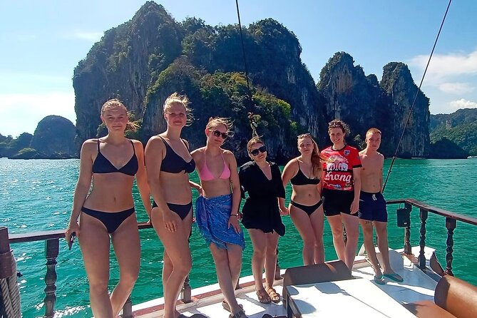 Sunset Dinner Cruise with night Swimming by Luxury Junk Boat - What the $104.28 price really covers