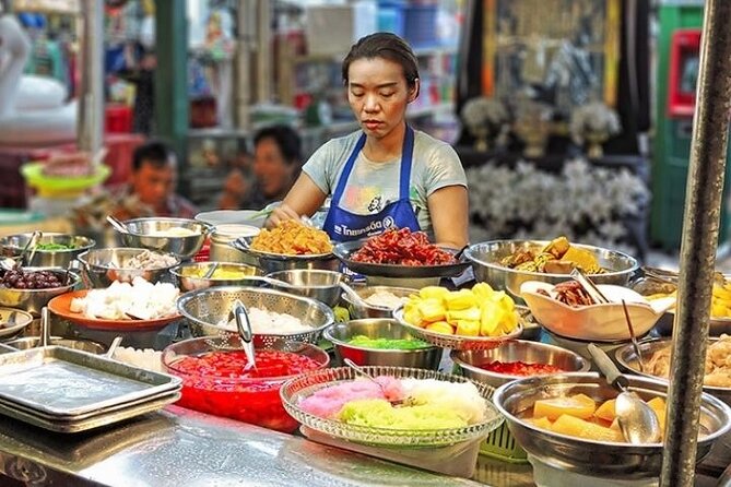 Sunset Local Eats Food Tour in Hua Hin - Meeting at Hua Hin Clock Tower at 4:30 pm