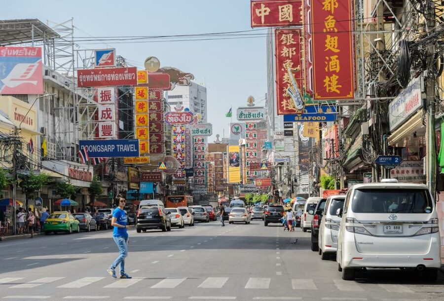 Talat Noi I A Journey Through Art and Culture l Bangkok - A tuk tuk ride toward Chinatown
