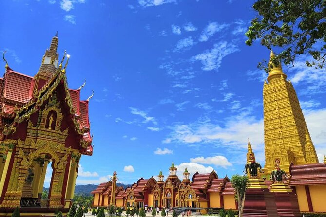 Temples Tour in Thailand from Khaolak - Dragon Cave Temple and the climb into the rock