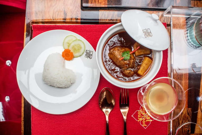 Thai Bus Food Tour Experience in Bangkok - Lunch, afternoon tea, dinner, or nightlife?