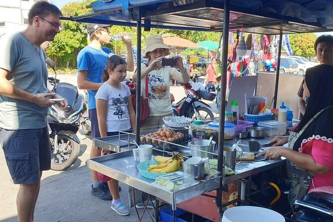 Thai Cooking Class Phuket by Tony - 10:45 AM welcome drinks and kitchen setup