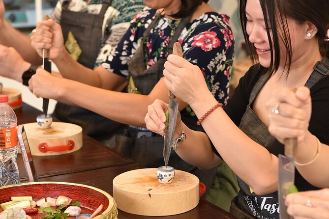 Thai Cooking Class with Market Tour in Sathon Bangkok - The main strengths and limitations