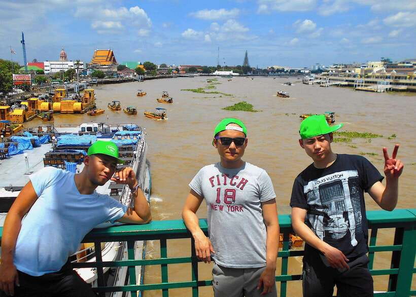 Thai culture and Bangkok local life guided bike tour - Crossing to the old capital area