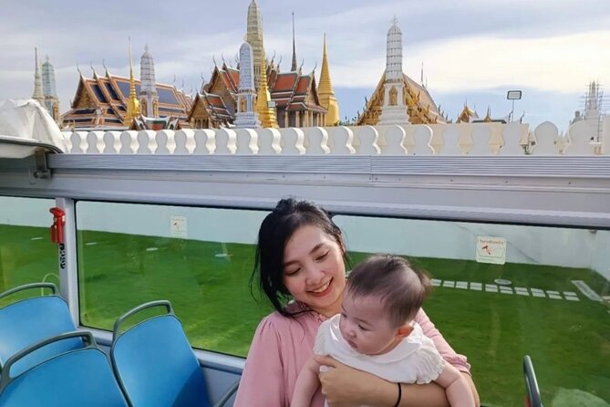 The Best Bangkok Hop-On Hop-Off Bus Tour - Buses, audio, and the upper deck