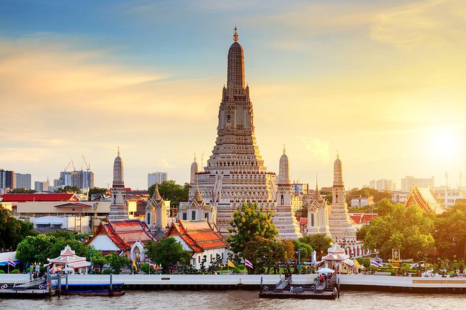 The Best Bangkok Temples - Crossing toward Wat Arun