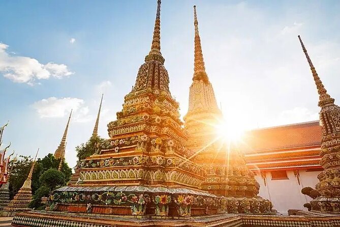 The Best Bangkok Temples - Pickup, traffic, and the real time commitment